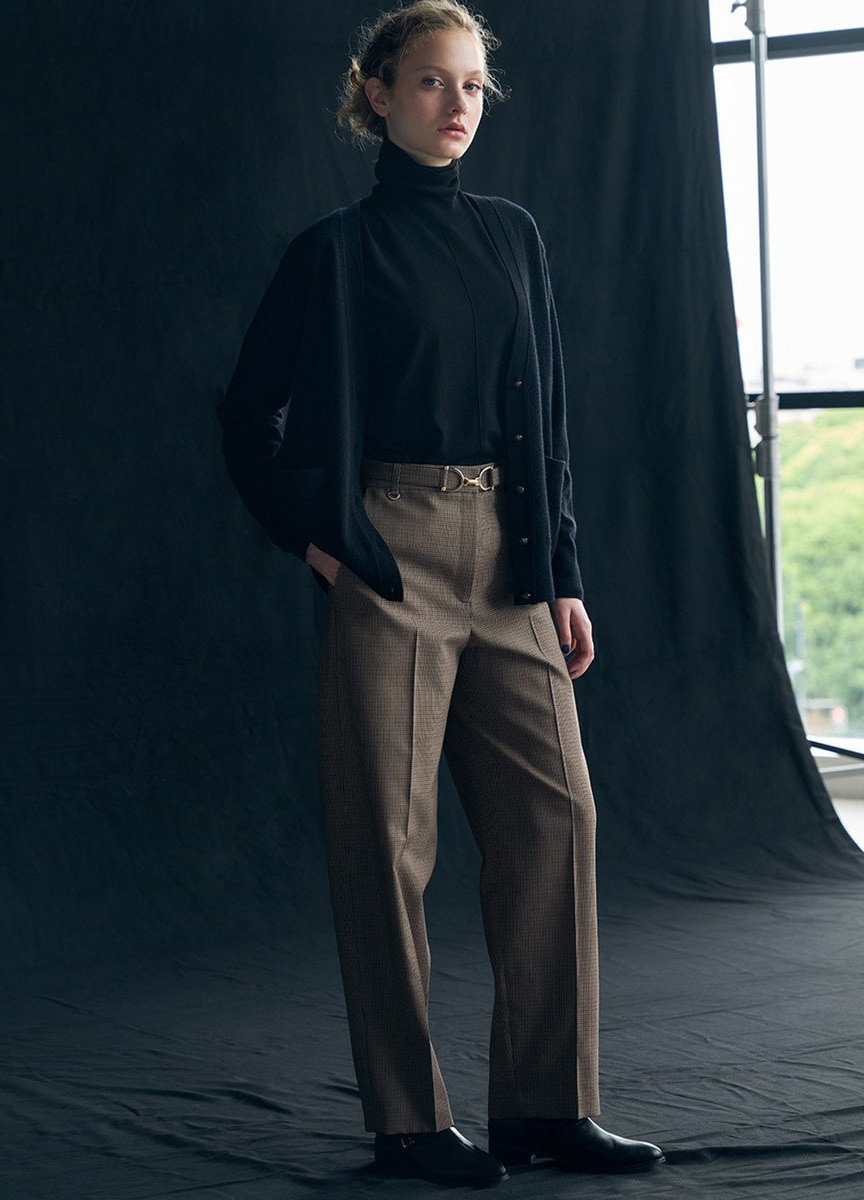 30周年倫敦風尚開襟針織衫